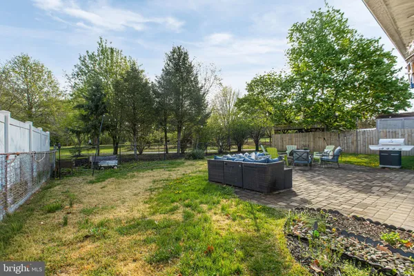 $330,000 | 525 North Coles Avenue, Maple Shade, NJ 08052