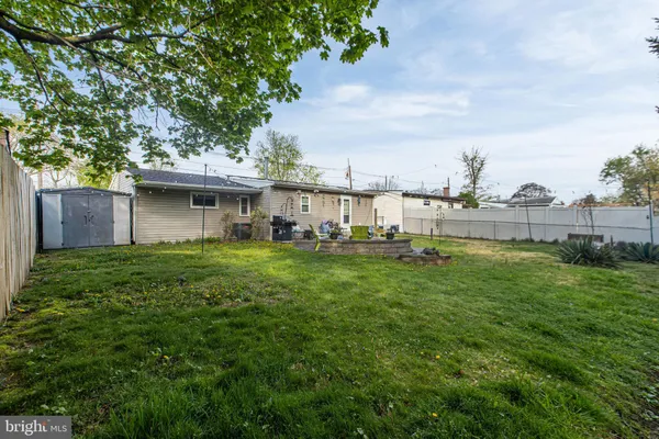 $330,000 | 525 North Coles Avenue, Maple Shade, NJ 08052