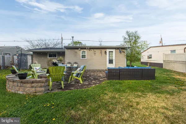 $330,000 | 525 North Coles Avenue, Maple Shade, NJ 08052