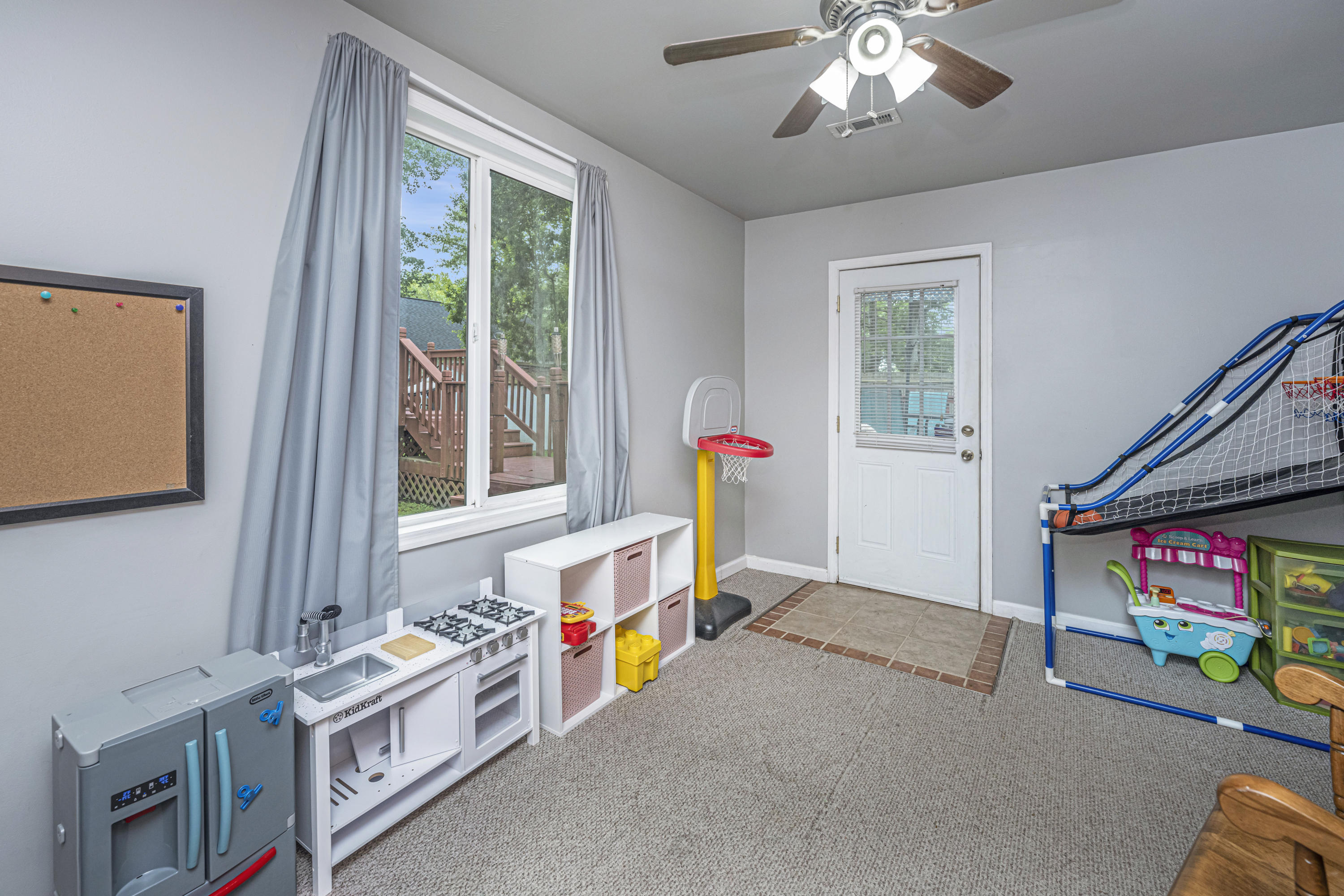 317 Hamlet Road Summerville, SC 29485 - Photo 18 of 40 317HamletRd19