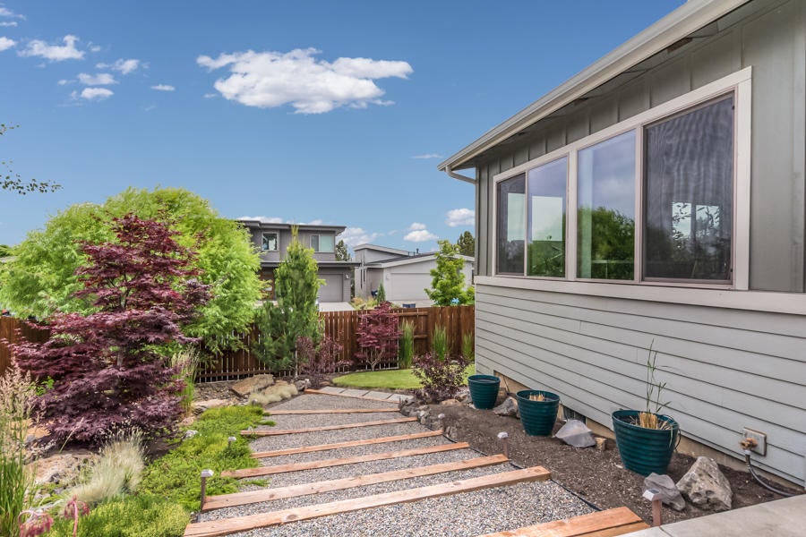 63150 Iner Loop Bend, OR 97701 - Photo 42 of 45 Fully landscaped