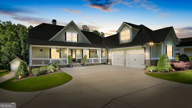$999,900 | 459 North Cove Drive, Newnan, GA 30263