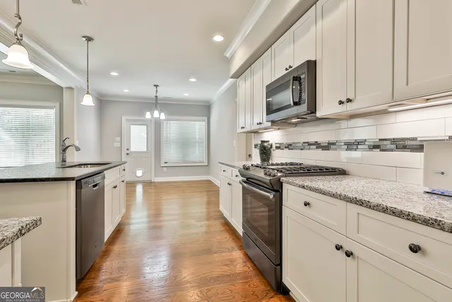 $999,900 | 459 North Cove Drive, Newnan, GA 30263