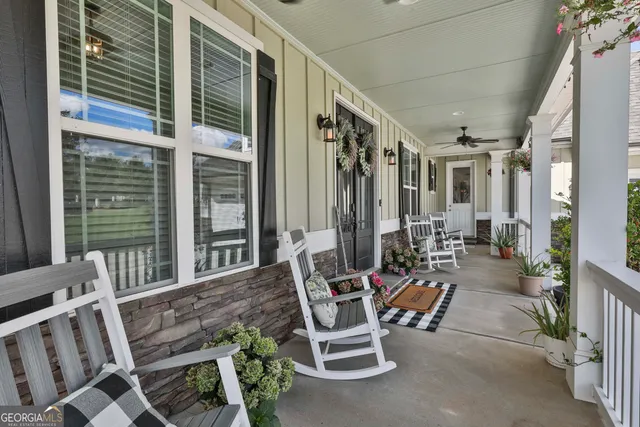 $999,900 | 459 North Cove Drive, Newnan, GA 30263