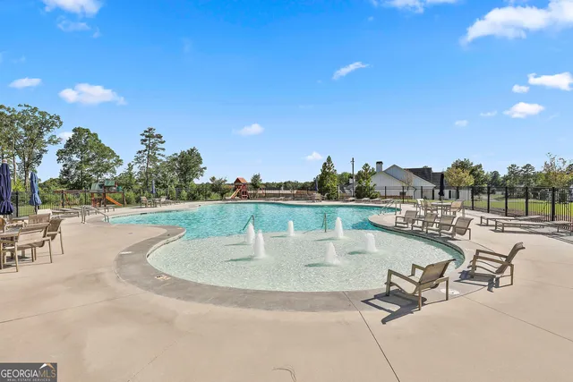 $999,900 | 459 North Cove Drive, Newnan, GA 30263