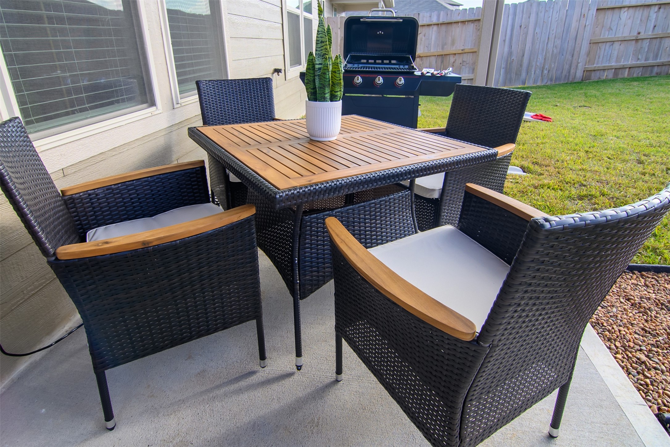 15235 Canyon Rapids Road Conroe, TX 77302 - Photo 47 of 50 Gallery Image 47
