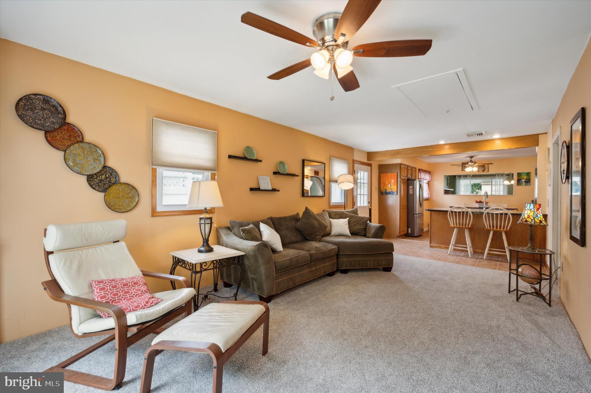 701 Brighton Terrace Secane, PA 19018 - Photo 14 of 25 Living room