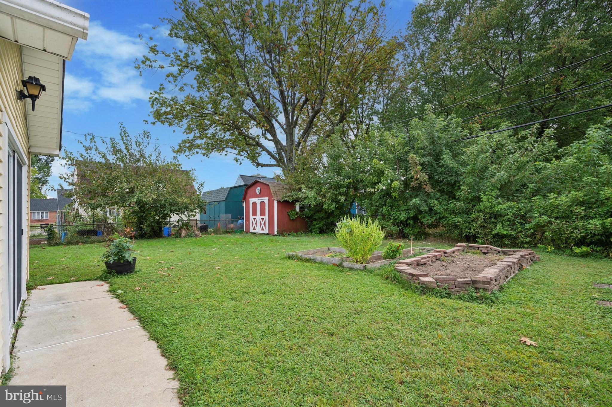 701 Brighton Terrace Secane, PA 19018 - Photo 24 of 25 Backyard