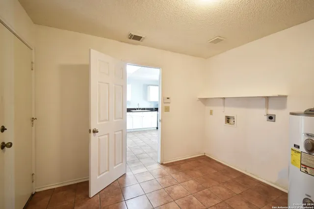 $2,150 | 8503 Chelsea Park, San Antonio, TX 78251