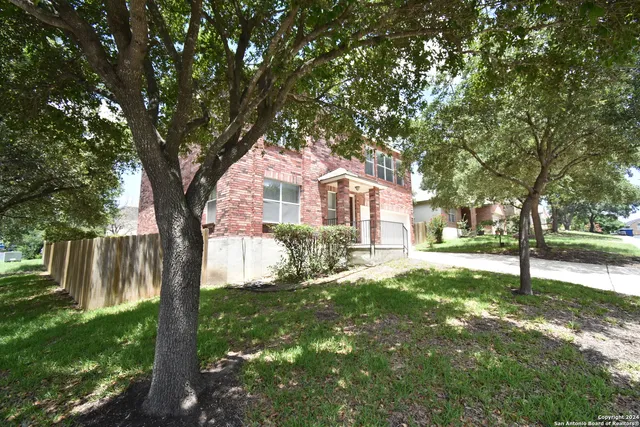 $2,150 | 8503 Chelsea Park, San Antonio, TX 78251