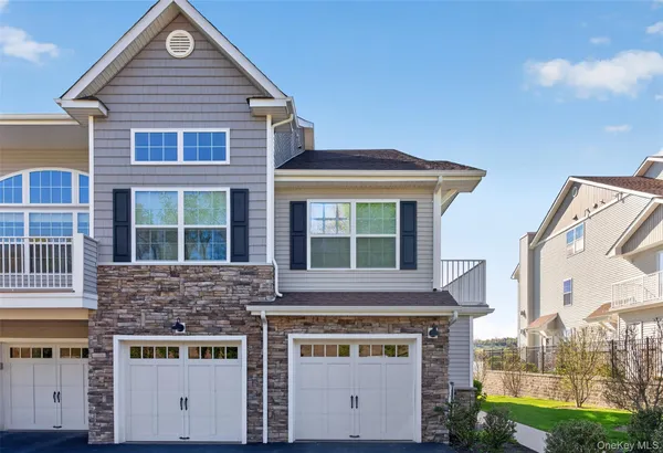 $4,200 | 402 Sacandaga Loop, Wappingers Falls, NY 12590