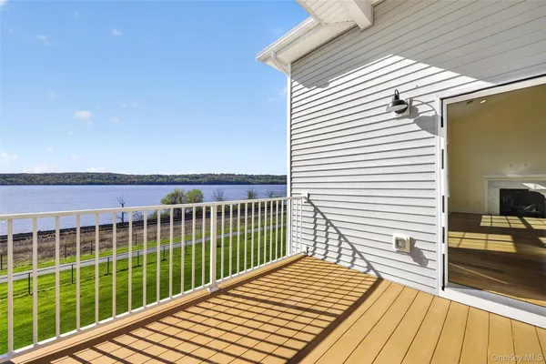 $4,200 | 402 Sacandaga Loop, Wappingers Falls, NY 12590
