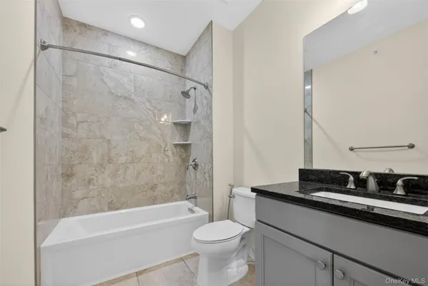 $4,200 | 402 Sacandaga Loop, Wappingers Falls, NY 12590