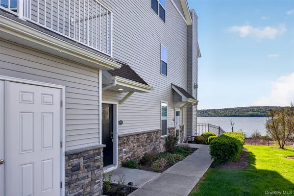 $4,200 | 402 Sacandaga Loop, Wappingers Falls, NY 12590