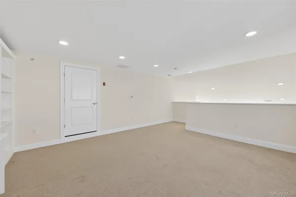 $4,200 | 402 Sacandaga Loop, Wappingers Falls, NY 12590