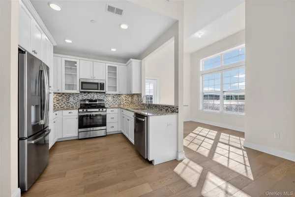 $4,200 | 402 Sacandaga Loop, Wappingers Falls, NY 12590