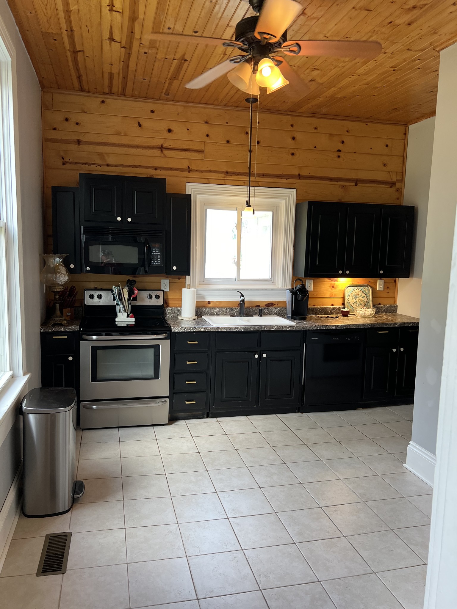 201 Pleasant Street Mount Pleasant, TN 38474 - Photo 12 of 26