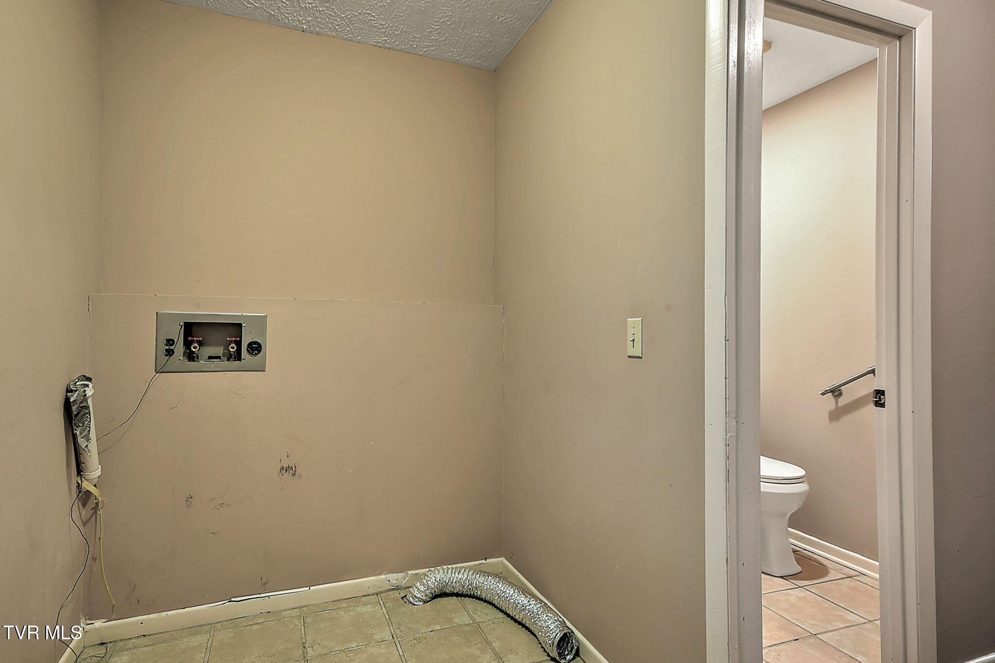 1045 Lebanon Road Kingsport, TN 37663 - Photo 43 of 83 29-web-or-mls-1045 Lebanon Rd DA-3 (2)