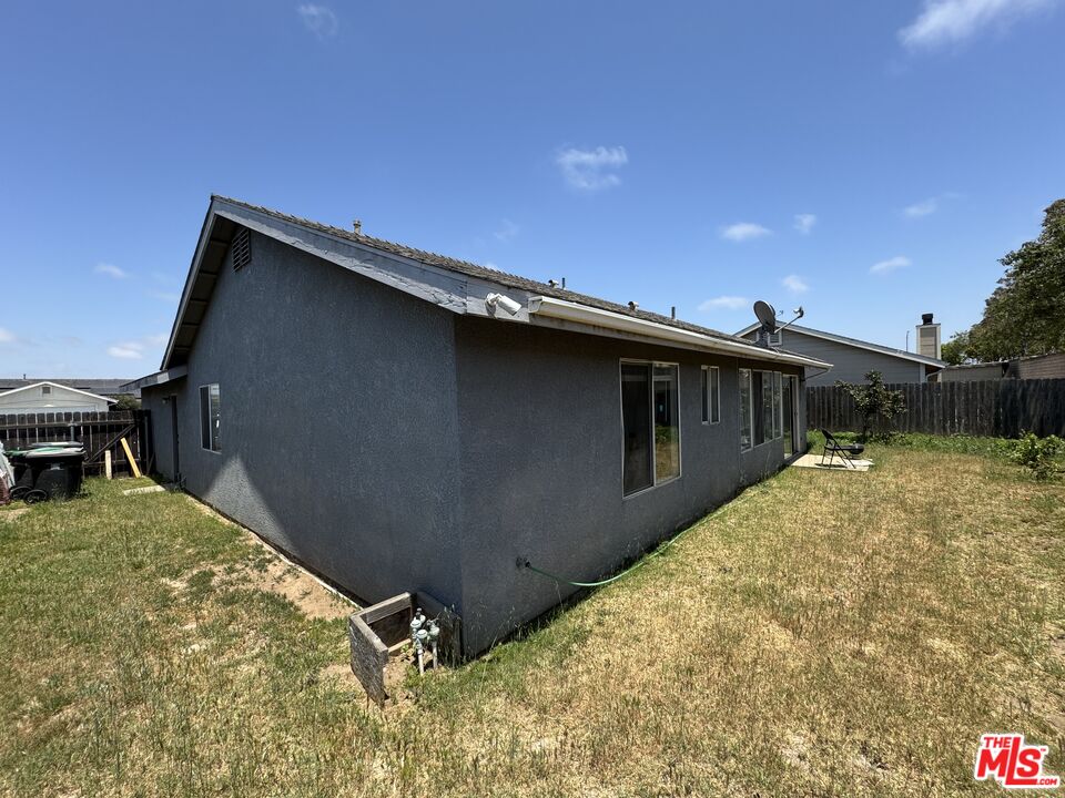 1412 Via Arbolitos Santa Maria, CA 93458 - Photo 19 of 21