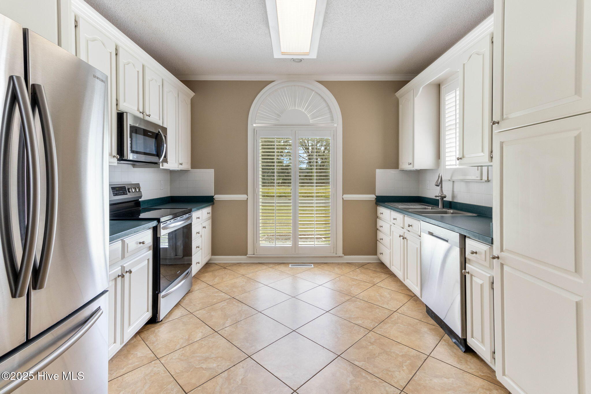 2198 Bill Hooks Road Whiteville, NC 28472 - Photo 17 of 56 Stainless Appliances