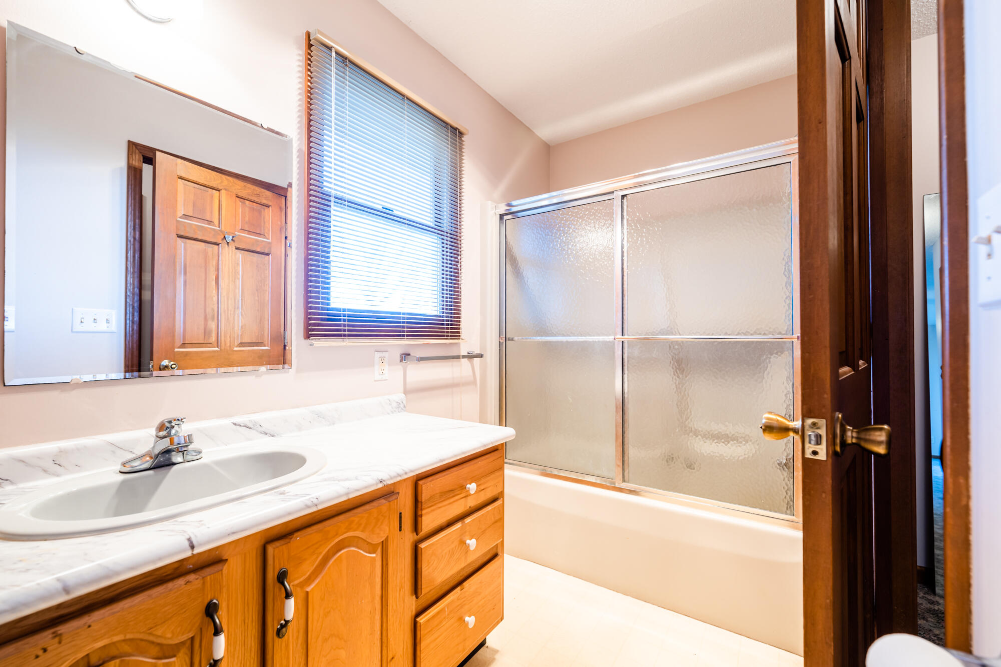 236 East Hinchman Road Berrien Springs, MI 49103 - Photo 15 of 41 Hinchman-114