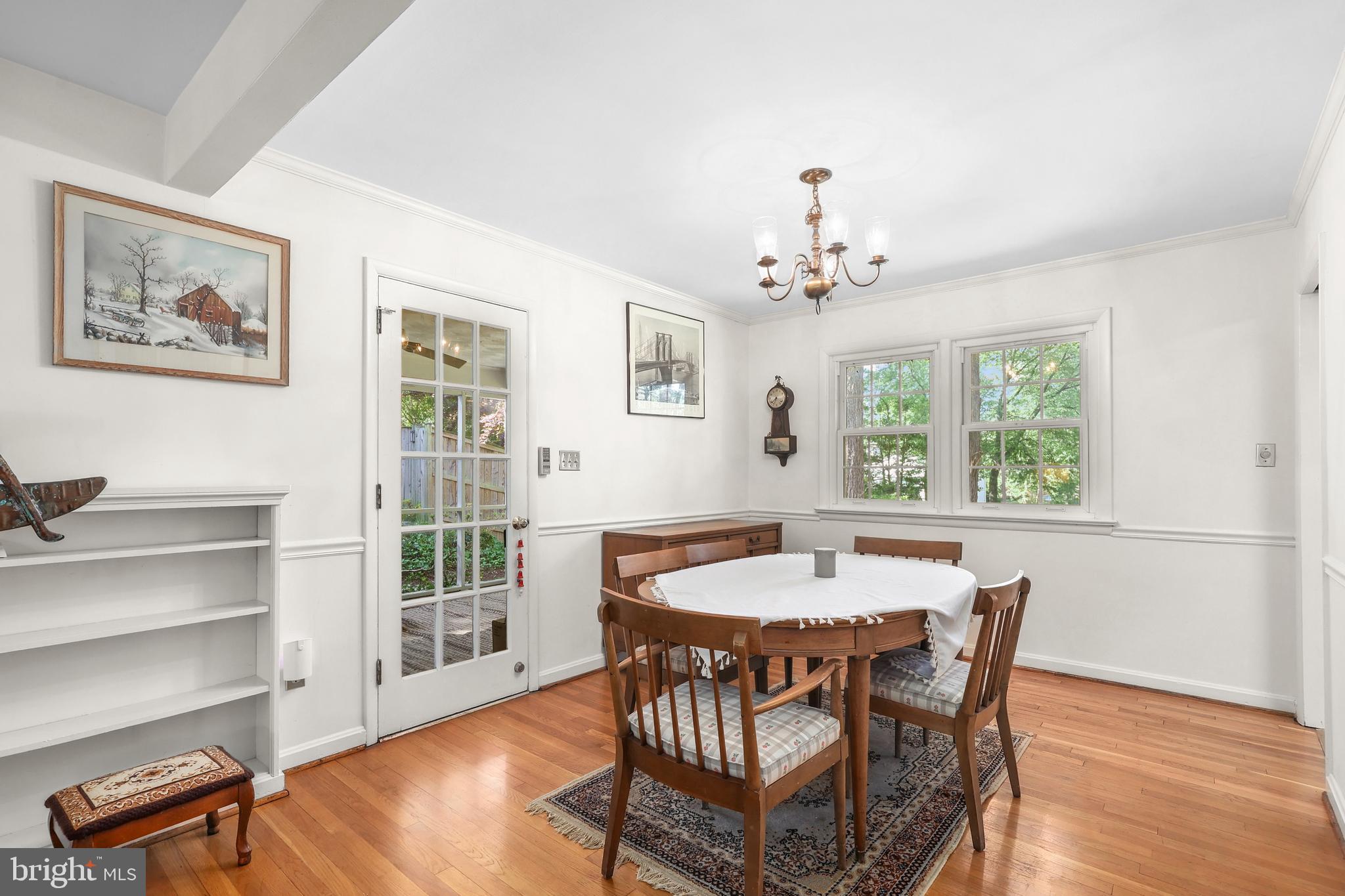 1113 Cameron Road Alexandria, VA 22308 - Photo 8 of 36 Dining area opens to the screened porch
