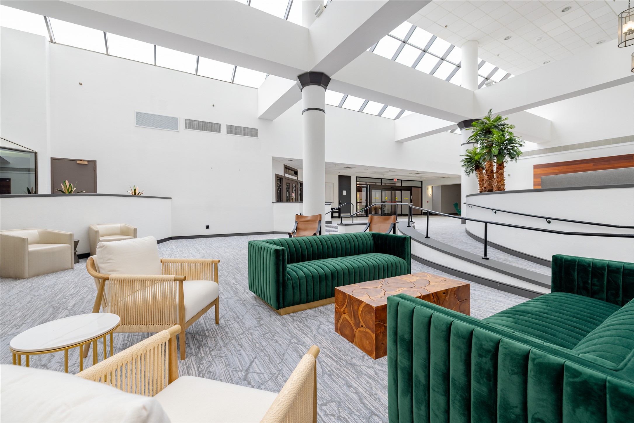 14703 Park Row Houston, TX 77079 - Photo 11 of 40