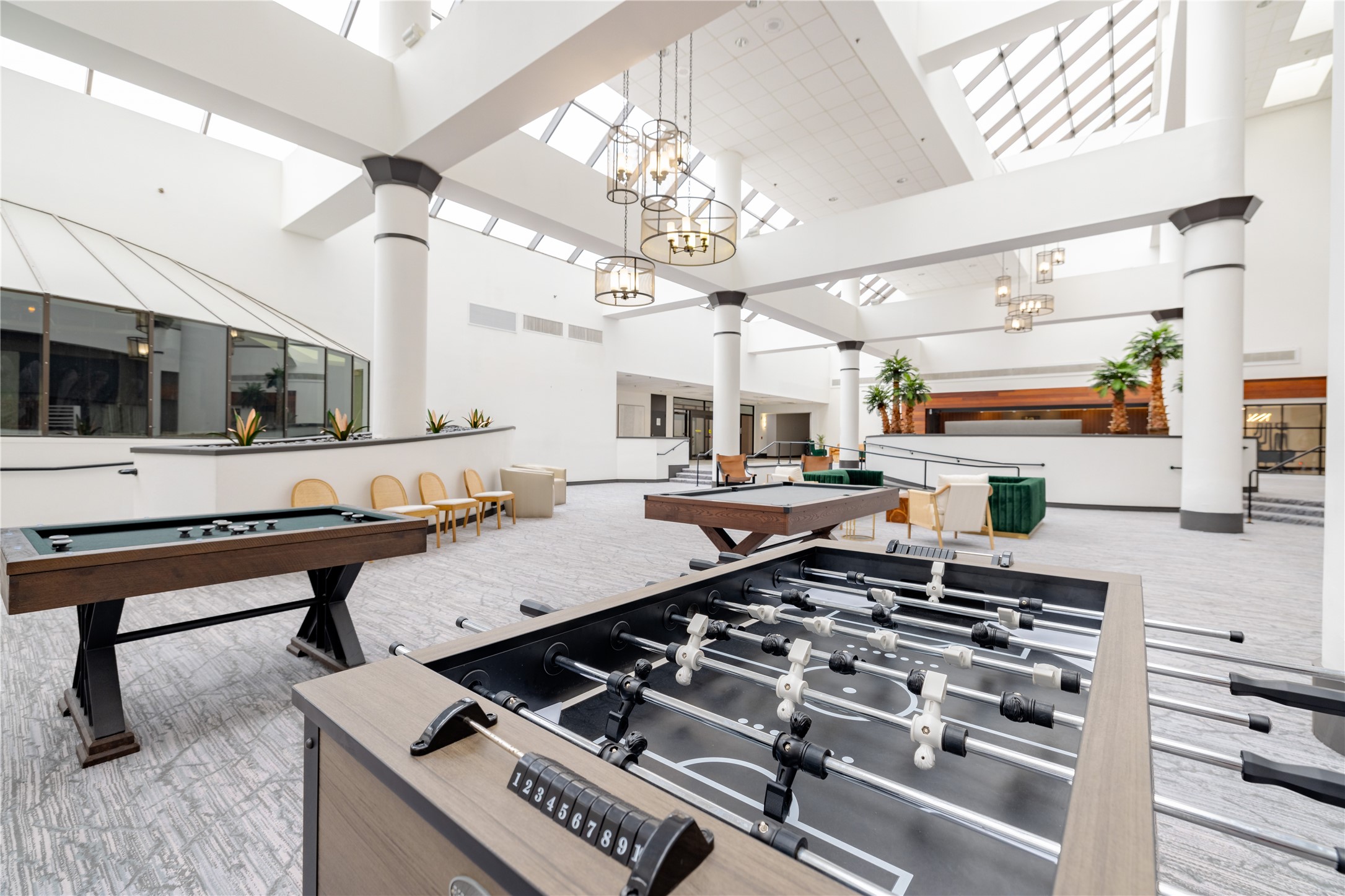 14703 Park Row Houston, TX 77079 - Photo 22 of 40 Resident Lounge