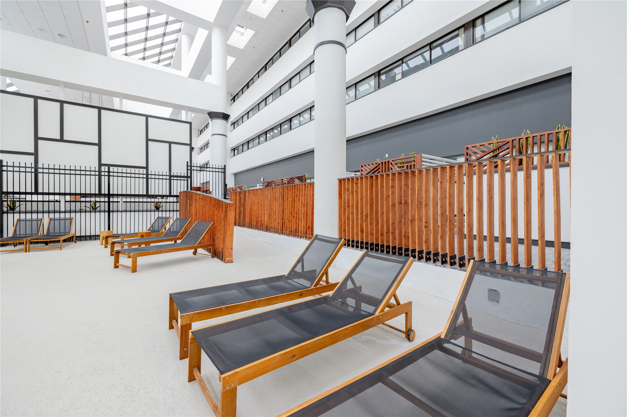 14703 Park Row Houston, TX 77079 - Photo 25 of 40 Indoor Pool