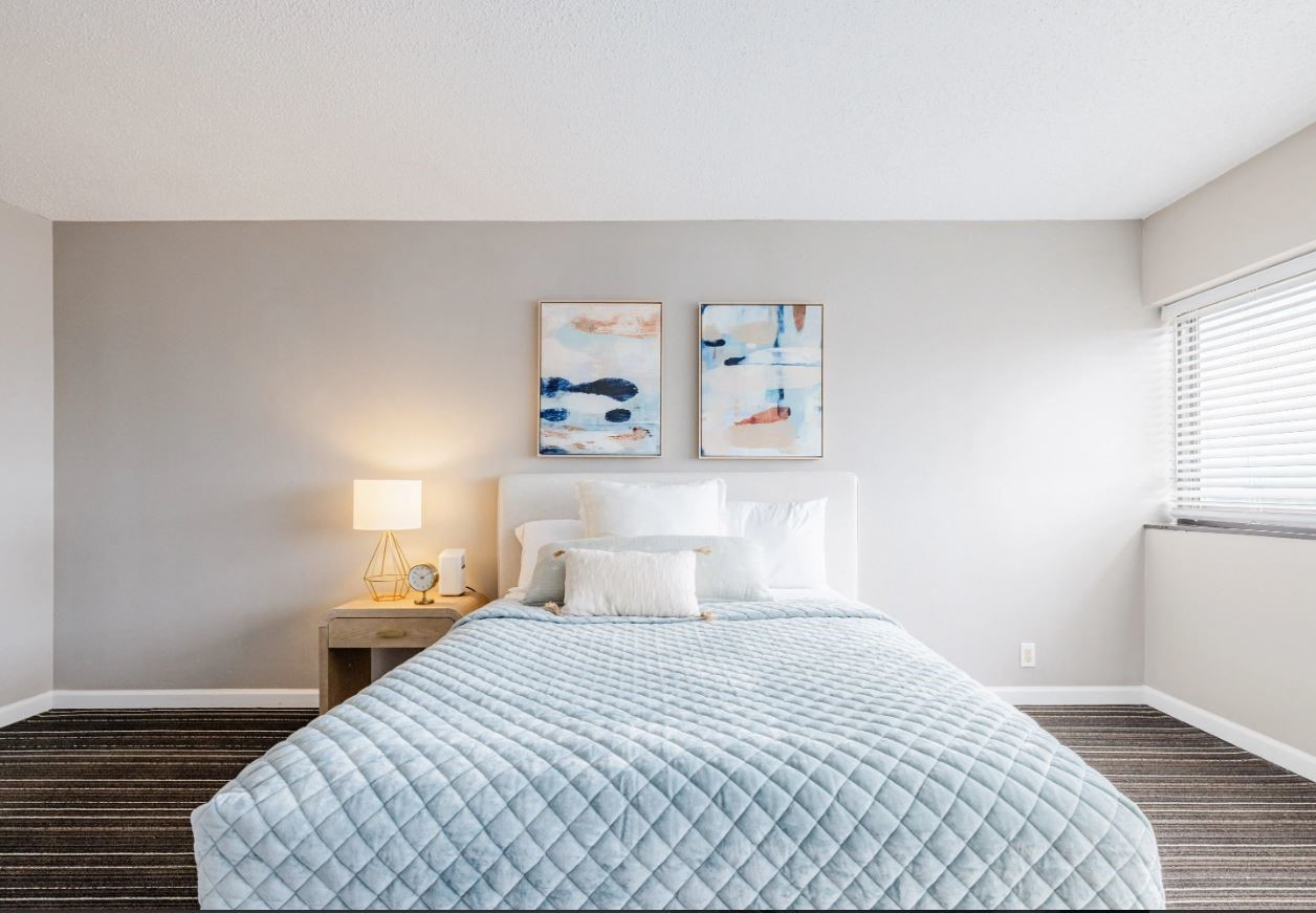 14703 Park Row Houston, TX 77079 - Photo 6 of 40 Staged Bedroom