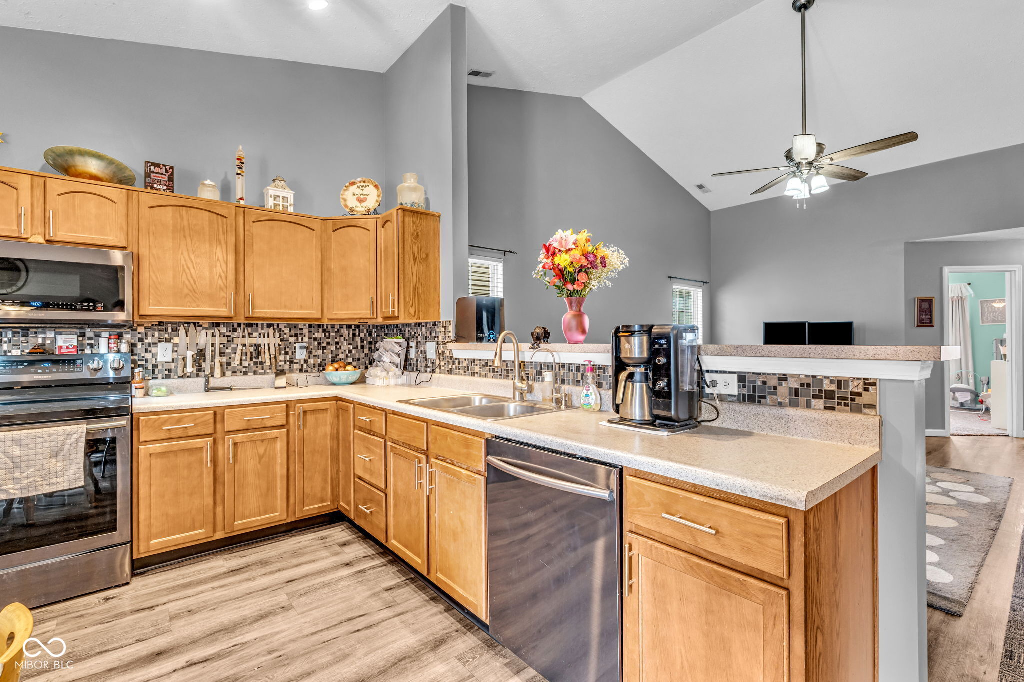 5732 Long Ridge Place Indianapolis, IN 46221 - Photo 18 of 37 Gallery Image 18
