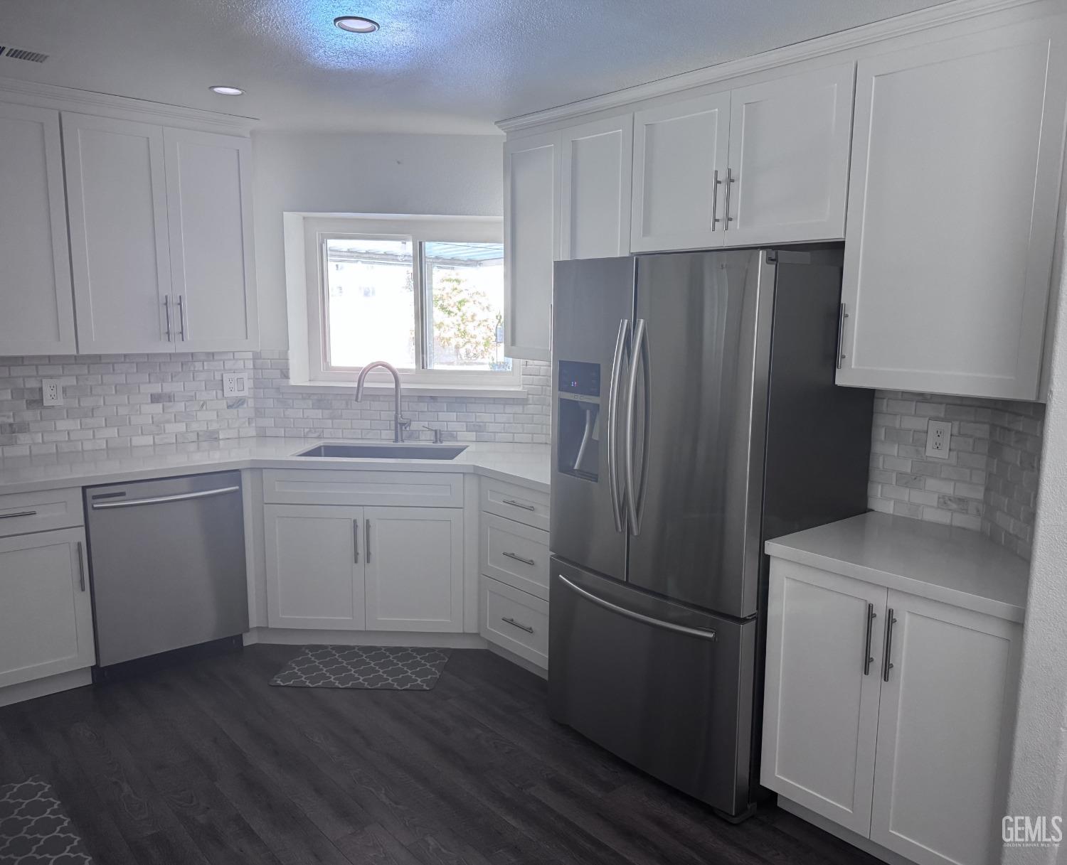 Undisclosed Address Bakersfield, CA 93313 - Photo 13 of 23