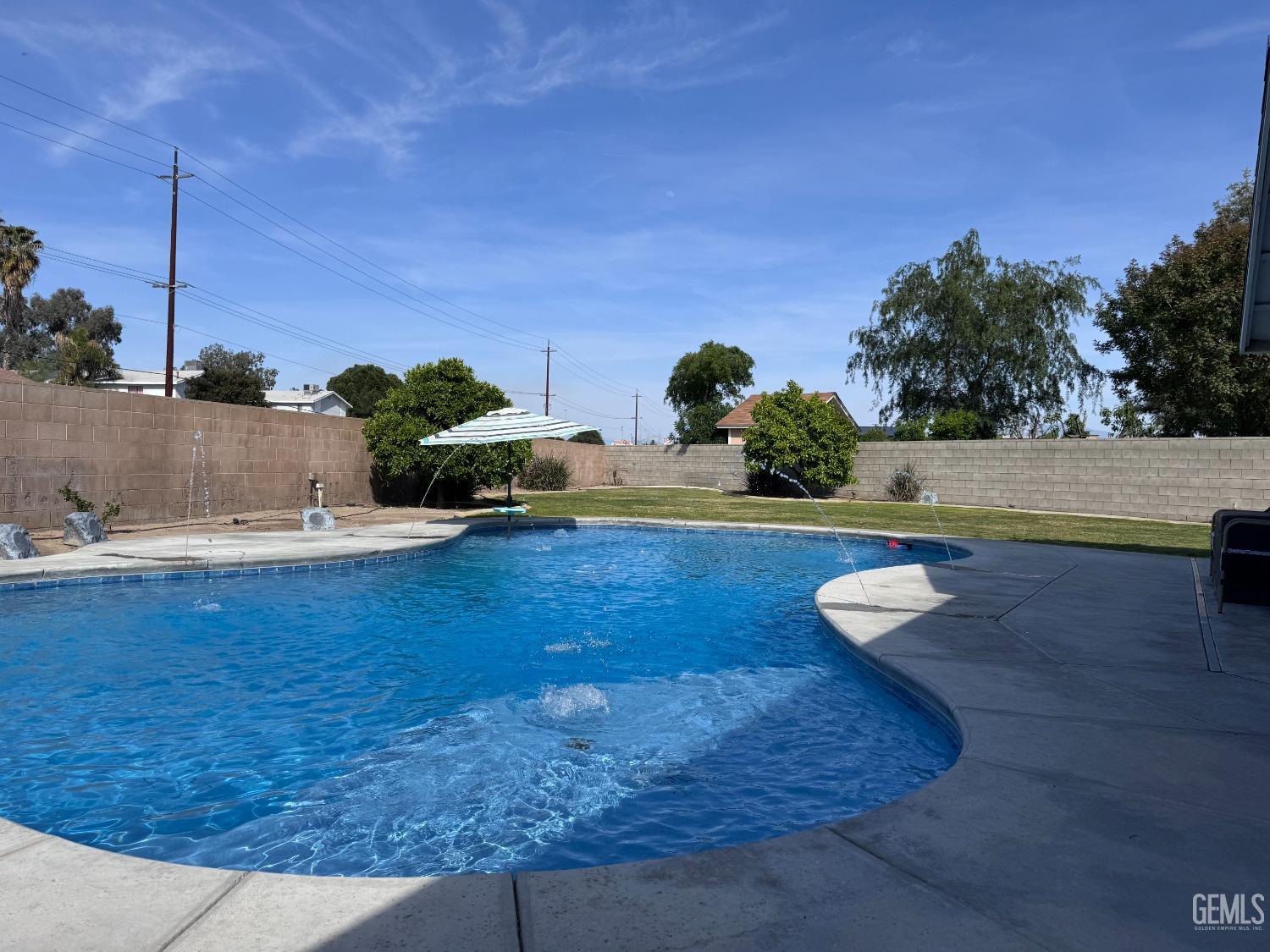 Undisclosed Address Bakersfield, CA 93313 - Photo 8 of 23