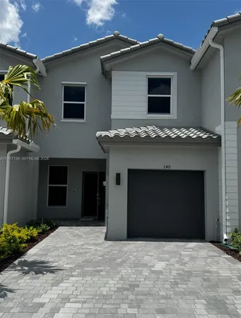 $3,290 | 140 Southwest 184th Way, Unit 140, Pembroke Pines, FL 33029