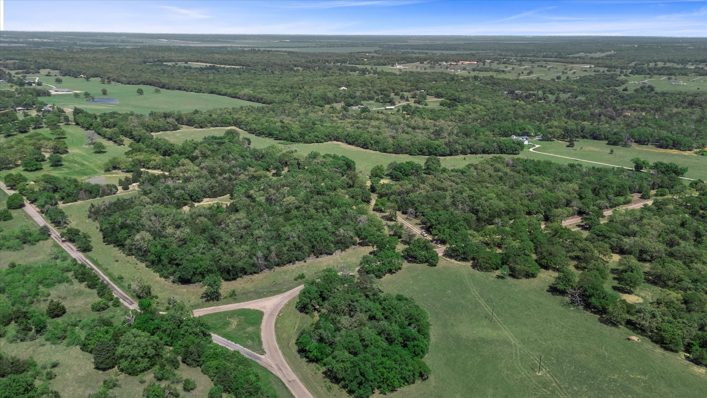 889 County Road 238 Cameron, TX 76520 - Photo 4 of 30
