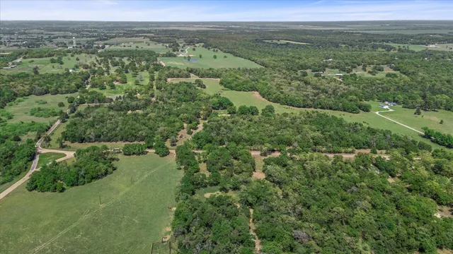 $999,999 | 889 County Road 238, Cameron, TX 76520