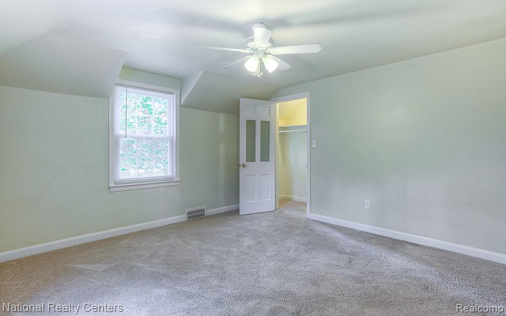 21515 Farmington Road Farmington Hills, MI 48335 - Photo 16 of 26