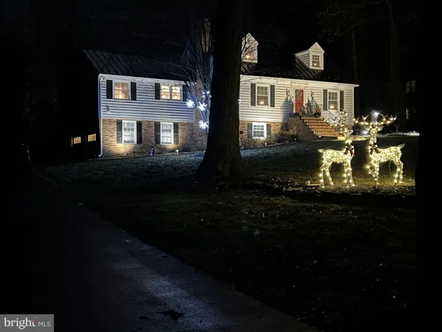 $975,000 | 41321 Red Hill Road, Leesburg, VA 20175