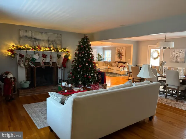 $975,000 | 41321 Red Hill Road, Leesburg, VA 20175