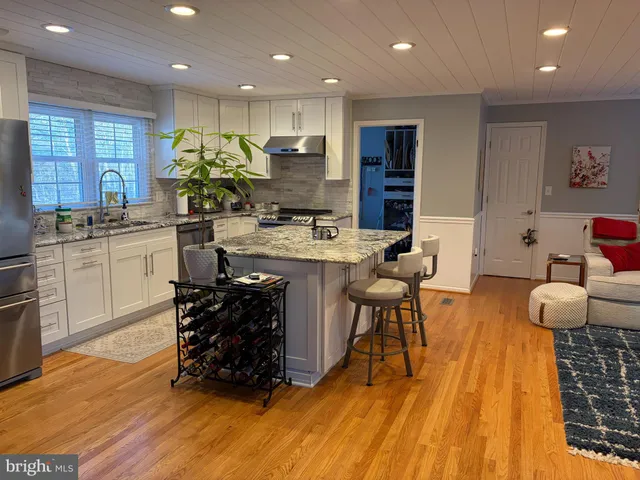 $975,000 | 41321 Red Hill Road, Leesburg, VA 20175