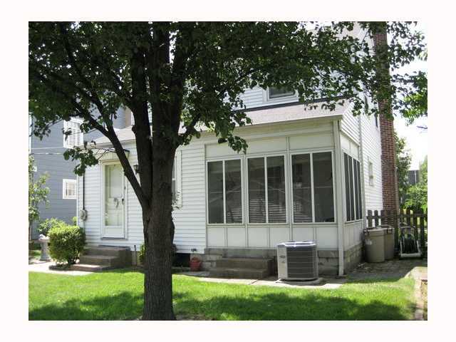 896 Vernon Road Columbus, OH 43209 - Photo 3 of 18