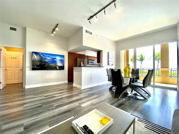 $5,900 | 2080 South Ocean Drive, Unit 111, Hallandale Beach, FL 33009