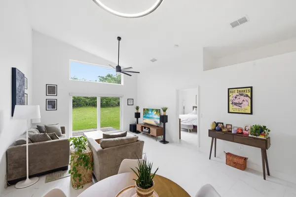$3,300 | 6581 Marissa Circle, Lake Worth, FL 33467