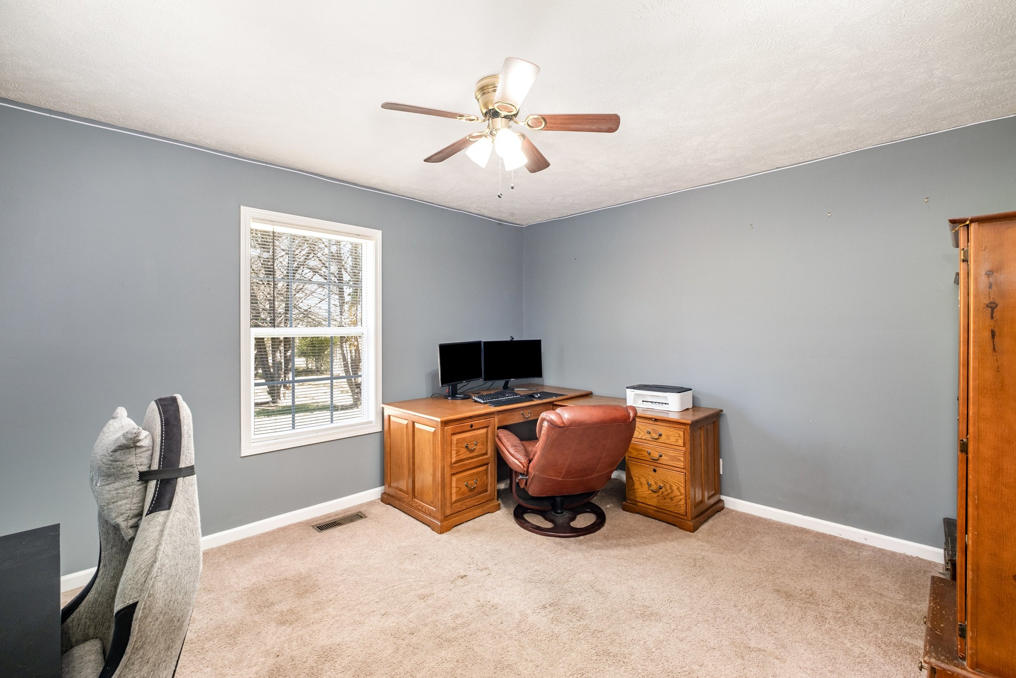 2916 Riley Creek Road Normandy, TN 37360 - Photo 16 of 23 a workspace with furniture and window