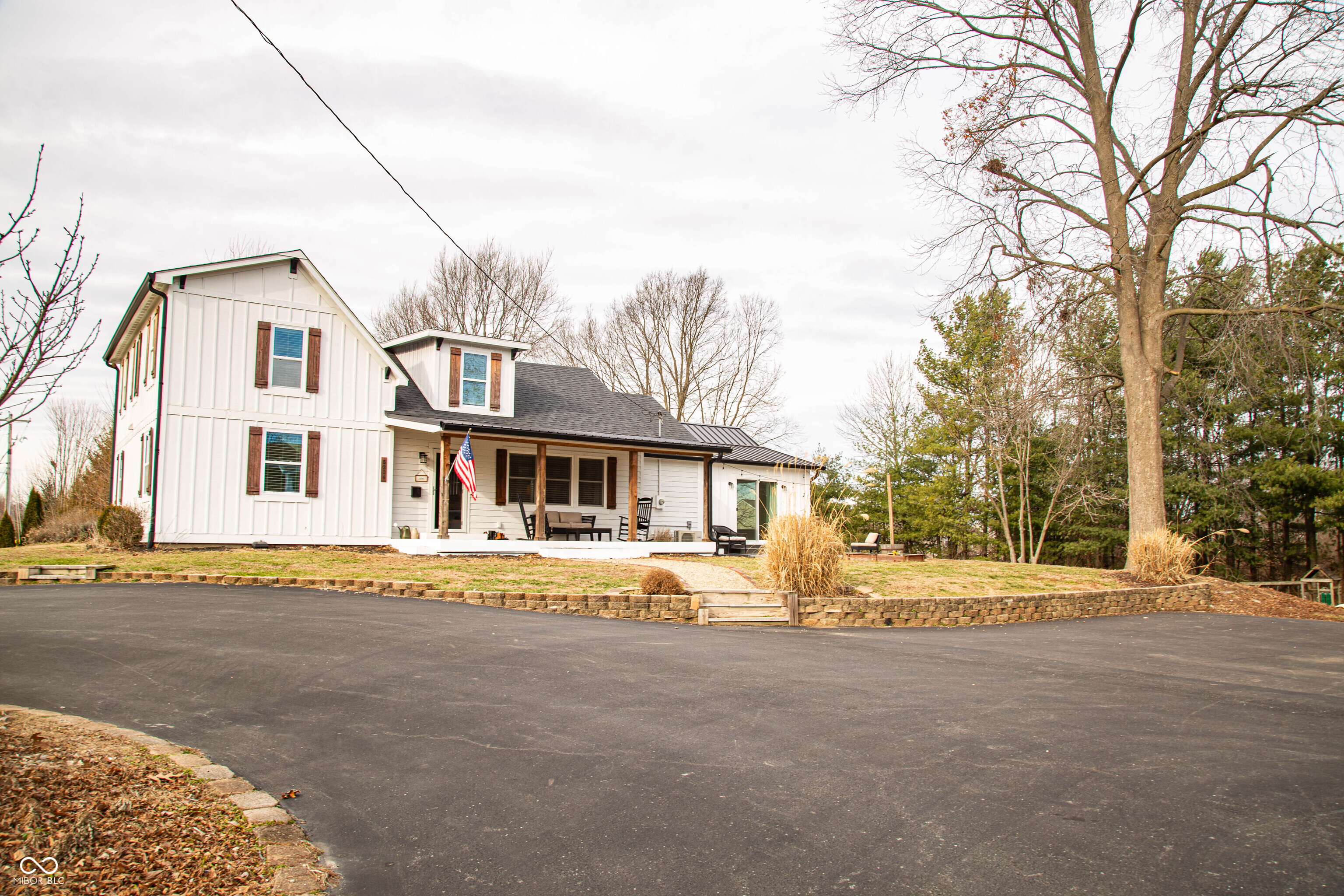 5234 West Olive Branch Road Greenwood, IN 46143 - Photo 4 of 68