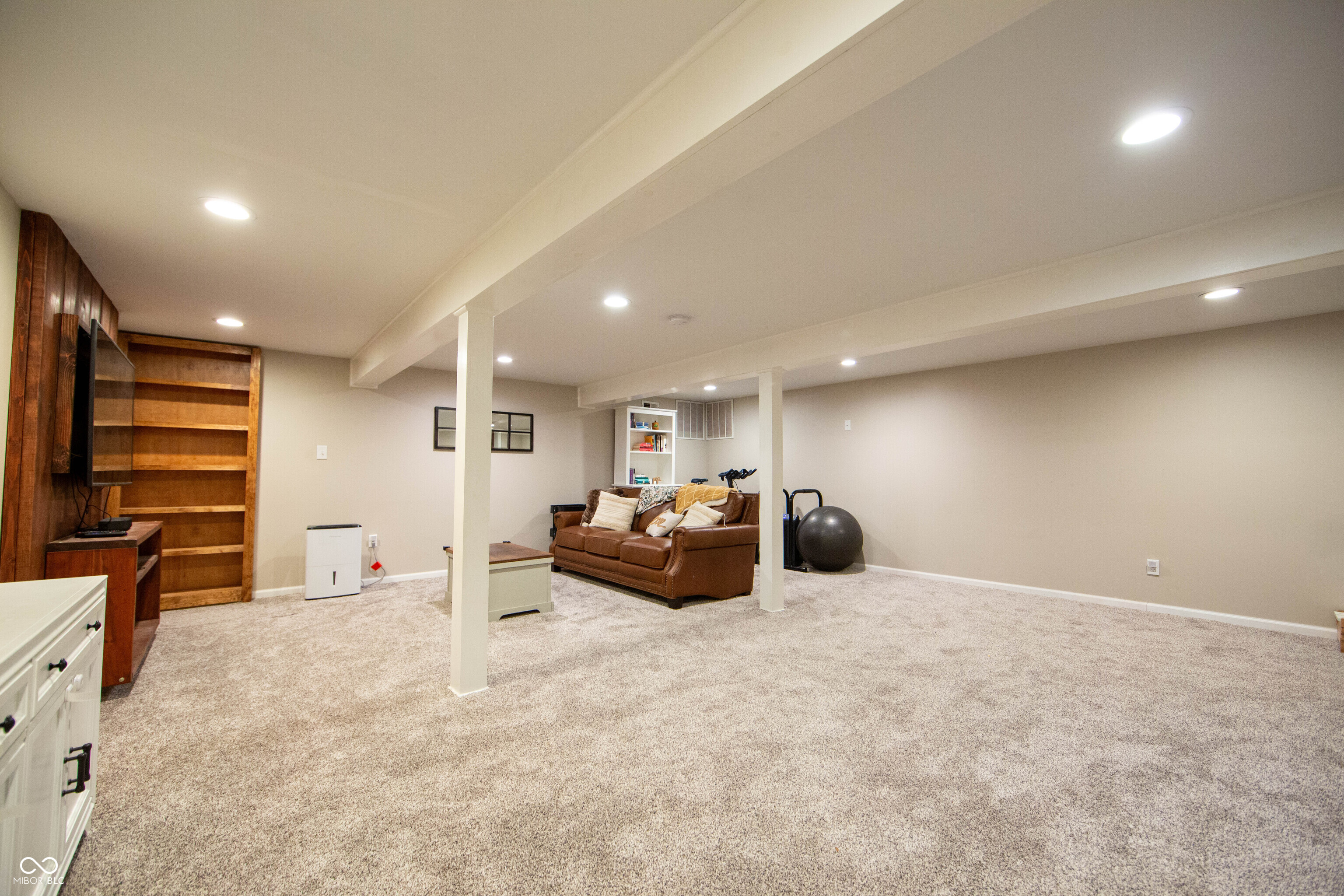 5234 West Olive Branch Road Greenwood, IN 46143 - Photo 47 of 68