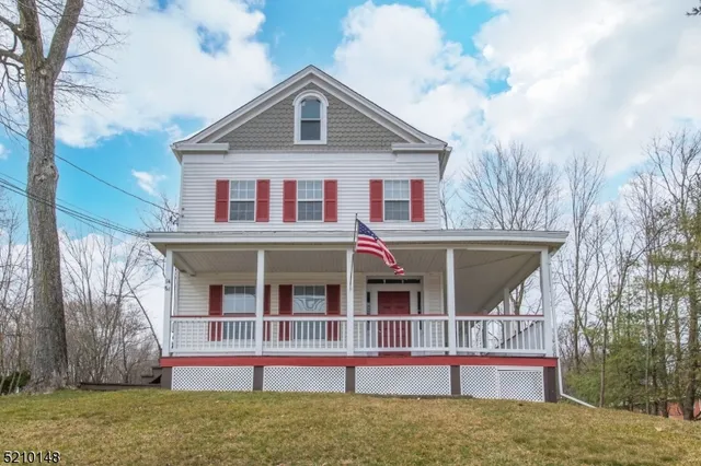 $2,750 | 84 Mill Street, Unit B, Newton, NJ 07860