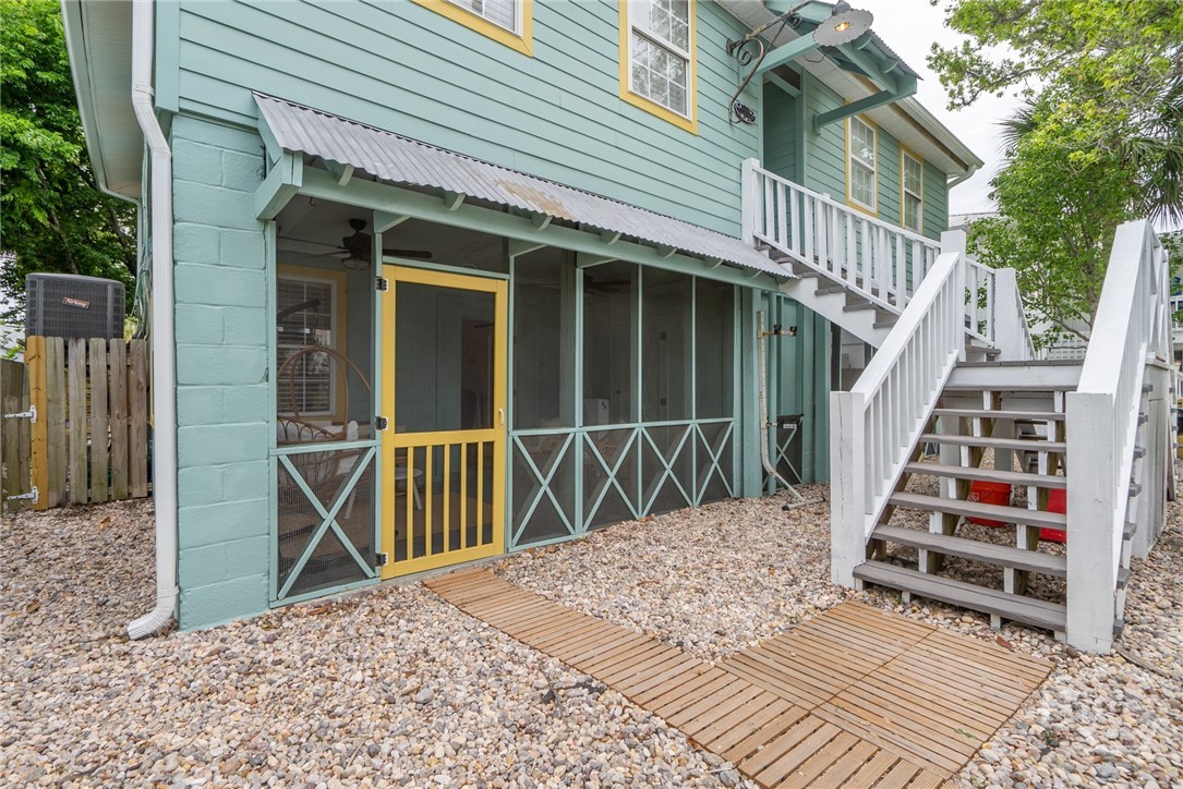 1413 2nd Avenue, Unit 2 Tybee Island, GA 31328 - Photo 4 of 30