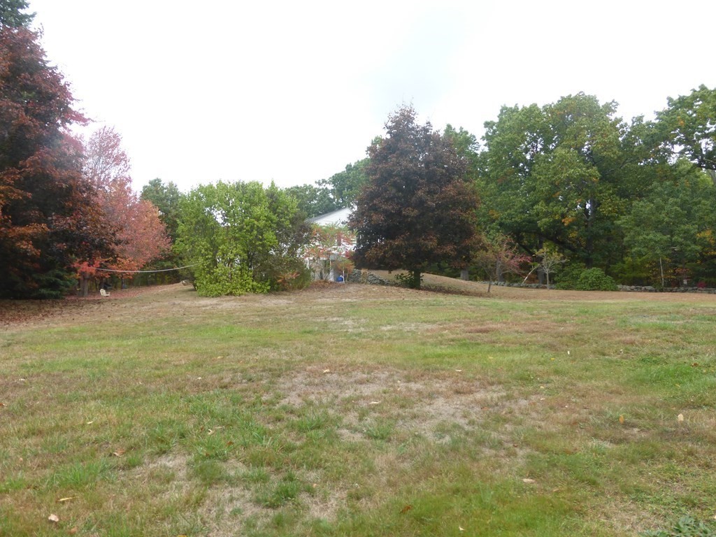 116 Heywood Road Sterling, MA 01564 - Photo 2 of 28 Gallery Image 2