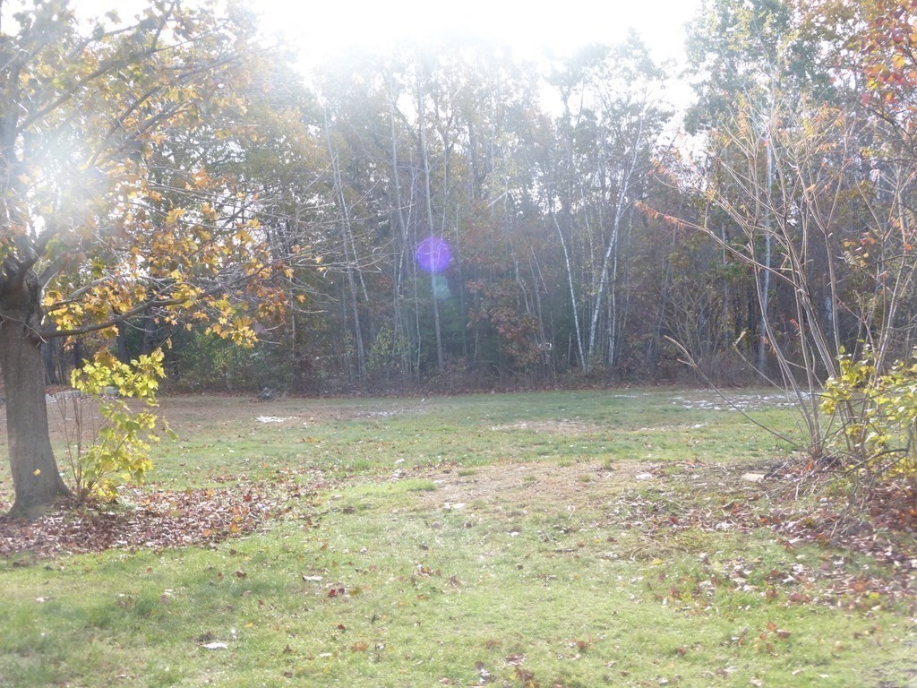 116 Heywood Road Sterling, MA 01564 - Photo 3 of 28 Gallery Image 3